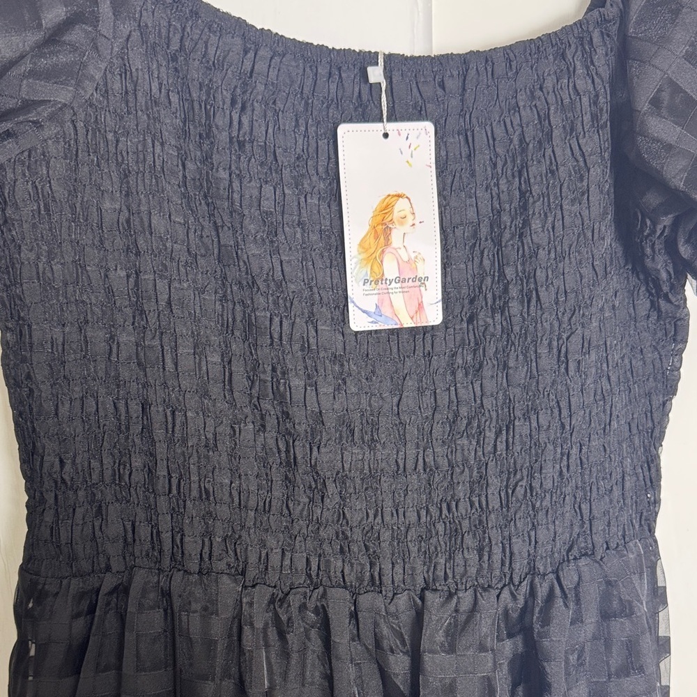 Chic Black Midi Dress with Puff Sleeves - Picture 3 of 6